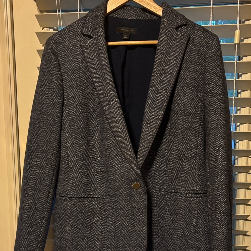 Ann Taylor Women's Herringbone Blazer in Charcoal Gray
